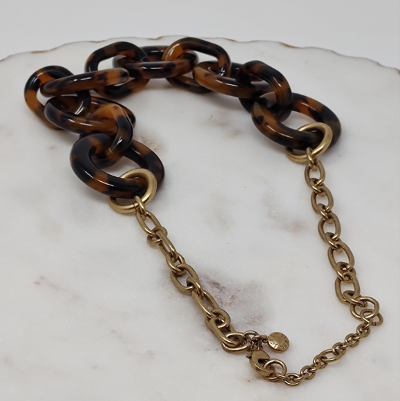 J. Crew chunky tortoiseshell print round chain link and gold tone chain necklace - Picture 4 of 11